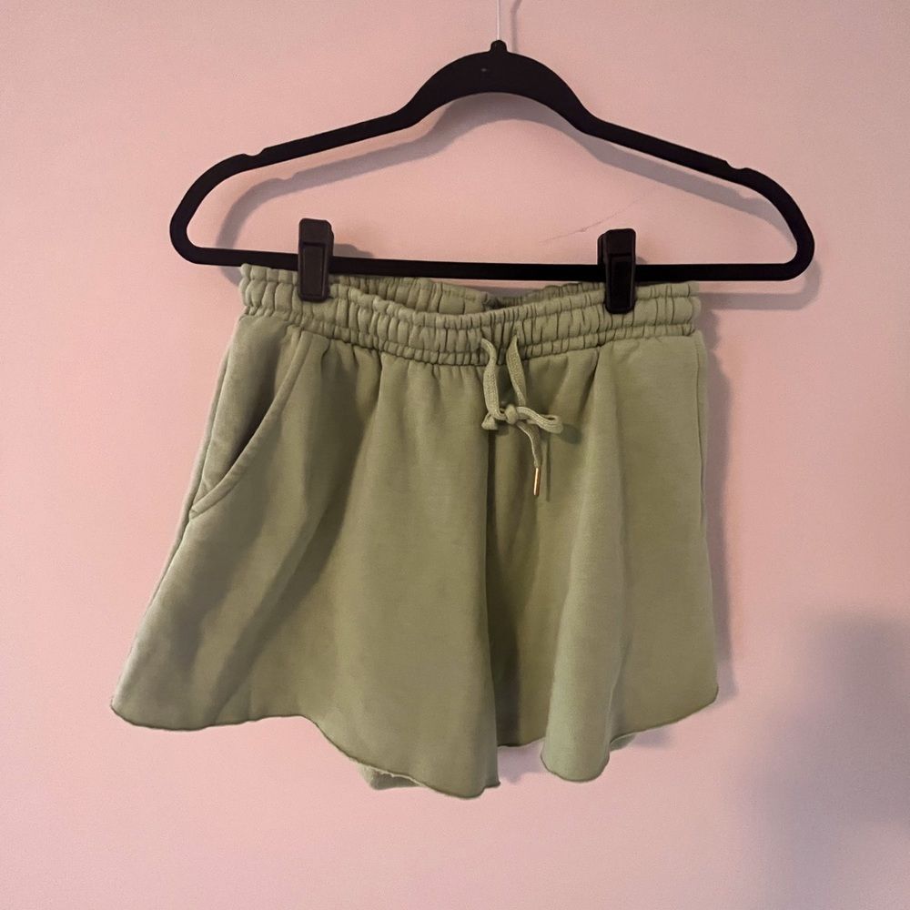 WE WORE WHAT PULL ON SHORTS